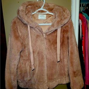 Urban Heritage Sweater